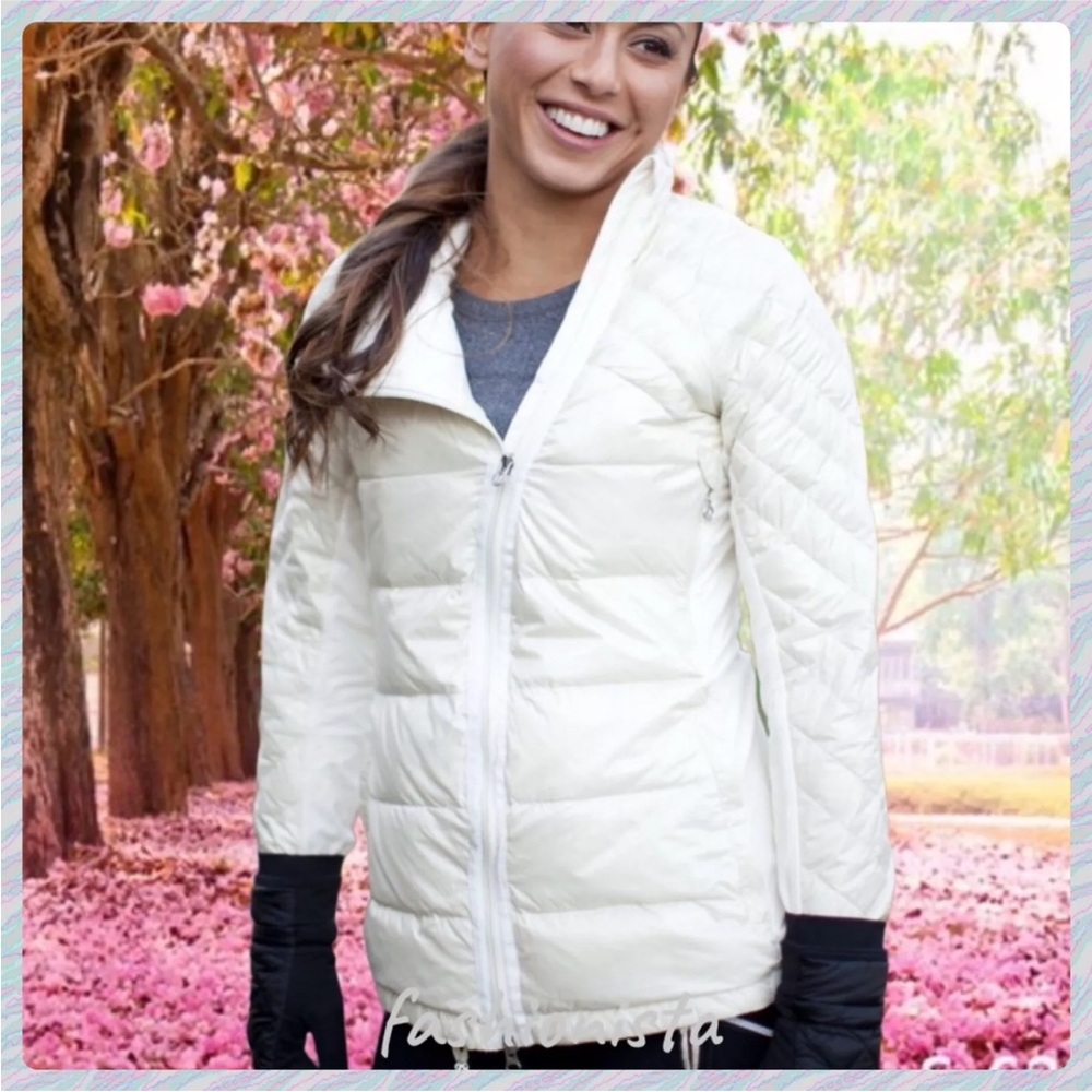 Lululemon What The Fluff Puffer Jacket Cream sz.4
